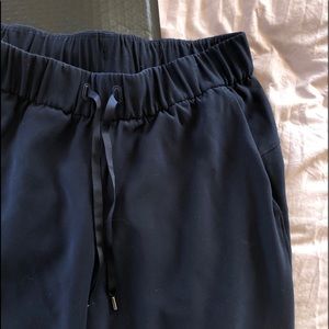 navy blue lulu lemon joggers